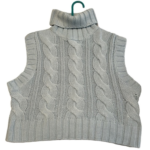 Sleeveless cable-knit Sweater Vest Size XS Baby Blue - Picture 1 of 2